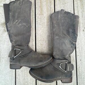 Women's size 9.5 M Unr8ed Grey Suede Knee-High Boots - Great Condition!